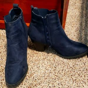 Women's blue suede booties